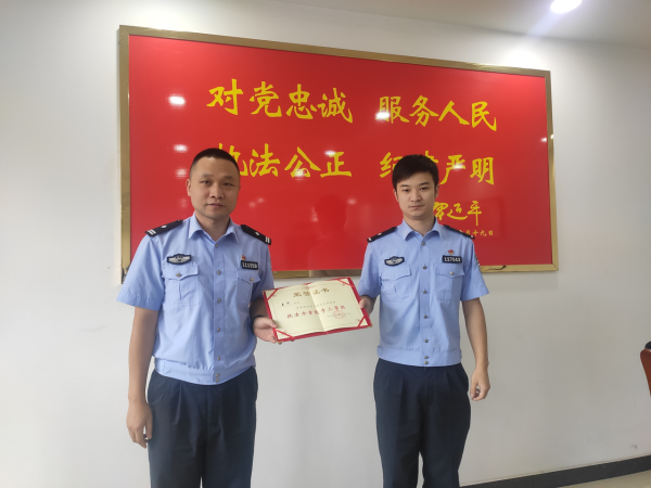 魔投网 闲林派出所民警姜华: 以所为家, 恪尽职守护民安